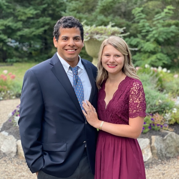 Meet your Posher, Katelyn - Picture 4 of 5